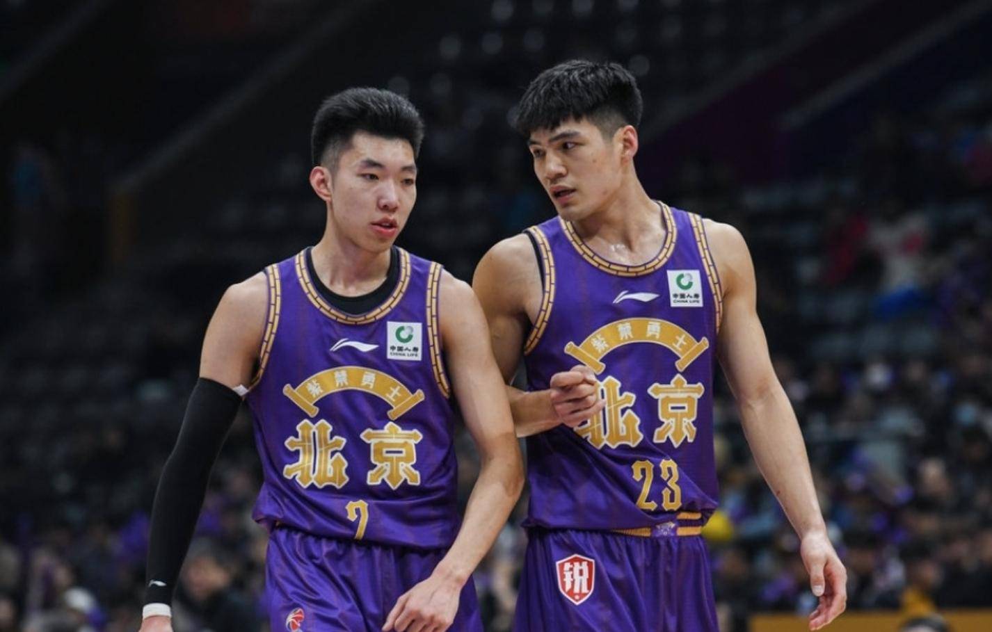 关于广东欲签陈国豪破产后续：北控计划匹配合同“被动留队”前的信息