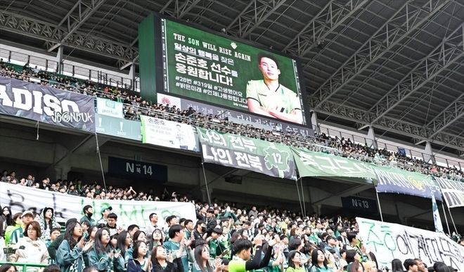 ANBO体育官方-WB、WE争夺赛季首胜，风箫回归对阵老东家